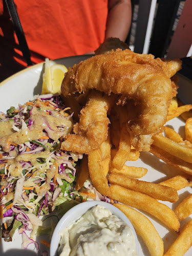 76 Cyrus St, Hyams Beach NSW 2540