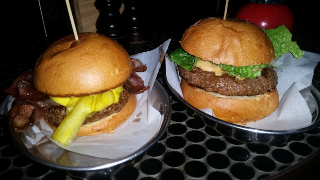 Comentarii opinii despre Morrison’s Oyster Bar & Grill