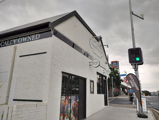 Fleet Street - Victoria & Montague - West End
