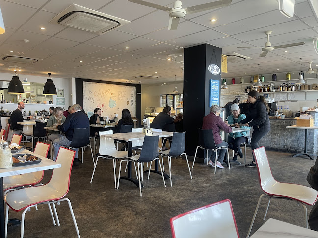 Shop 10/50 Esplanade, Christies Beach SA 5165