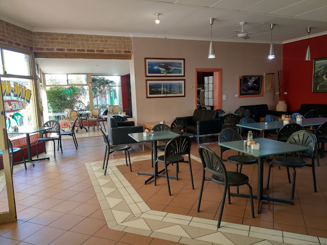 Golden Wattle Bakery - Hospitality and gastronomy