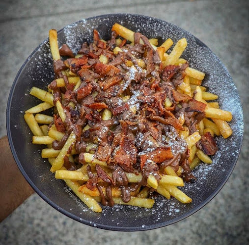 Monroe's Burgers & Beers - Hospitality and gastronomy