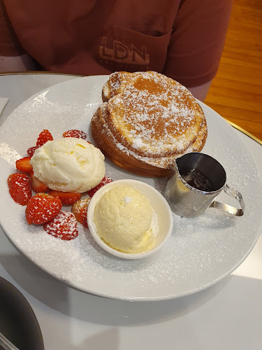 Opinii despre Cirque în Newcastle - Hospitality and gastronomy