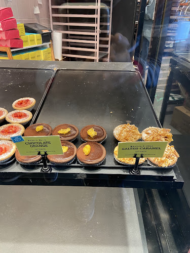 PAFU x Hokkaido Baked Cheese Tart World Square - Hospitality and gastronomy