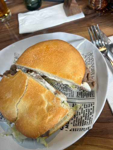 Opinii despre La Bohemia Cafe în Noble Park - Hospitality and gastronomy