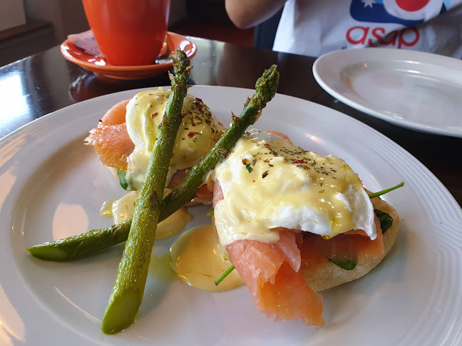 Gungahlin Square, 106 Gungahlin Pl, Canberra ACT 2912