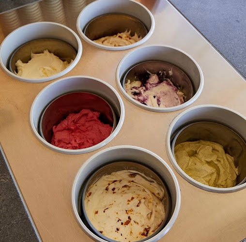 Opinii despre Spilt Milk Bar în Dickson - Hospitality and gastronomy