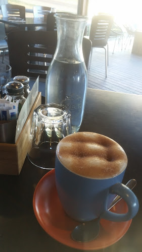 Wangi Deck Cafe - Wangi Wangi