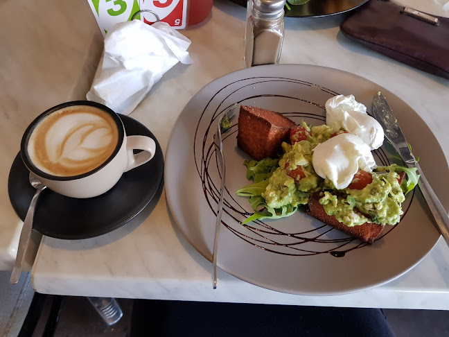 Leaf & Bean - Hospitality and gastronomy