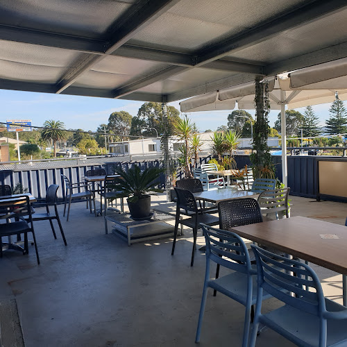 Batehaven Bakehouse - Hospitality and gastronomy