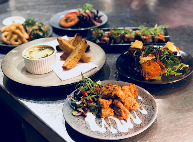 Opinii despre Caloundra Hotel în Caloundra - Hospitality and gastronomy