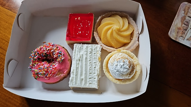 Tatura Hot Bread - Hospitality and gastronomy