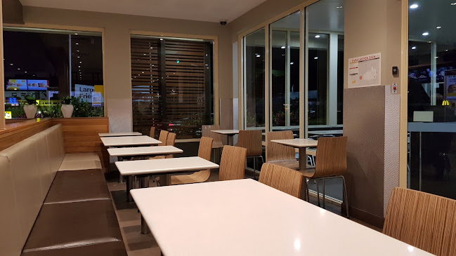 McDonald's - Hospitality and gastronomy