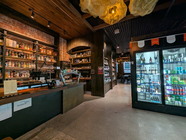 Opinii despre Hippo Bottle & Bar în Collingwood - Hospitality and gastronomy