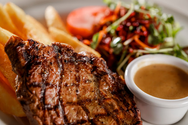 Opinii despre Bargara Lakes Tavern în Bargara - Hospitality and gastronomy