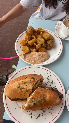 Satchmo Café - Hospitality and gastronomy