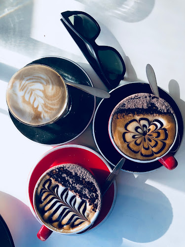 Comentarii opinii despre Art de Cafe