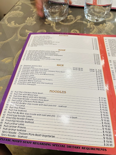 Comentarii opinii despre Just One Thai Restaurant