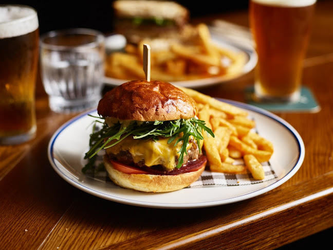 Opinii despre The Sussex Hotel în Sydney - Hospitality and gastronomy