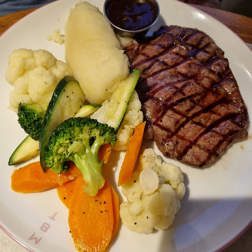 2500 Gold Coast Hwy, Mermaid Beach QLD 4218