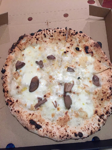 10 Wongabel St, Kenmore QLD 4069