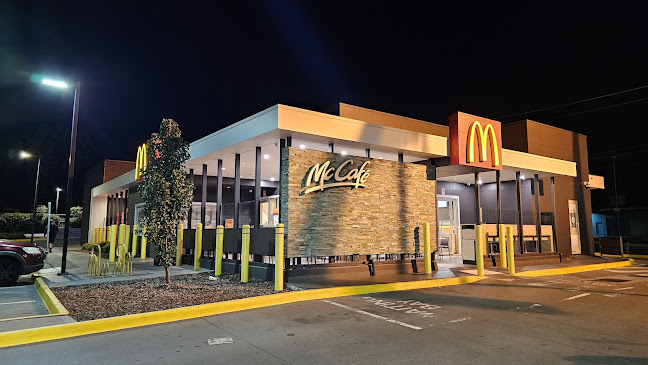McDonald's Tamworth West - Hospitality and gastronomy