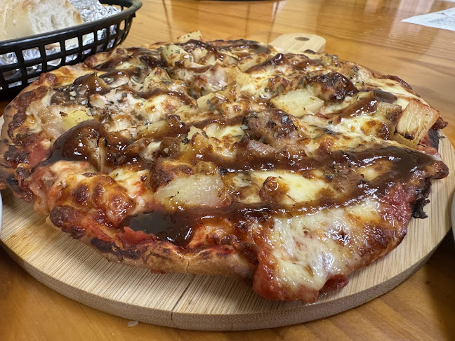 Warburton Village Pizza Cafe
