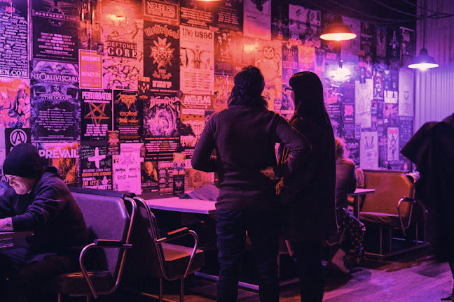 Comentarii opinii despre Obsidian Alternative Bar