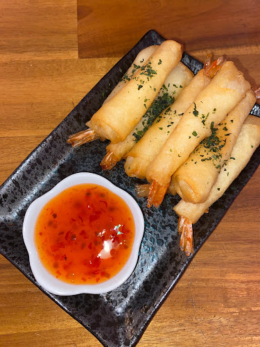 Comentarii opinii despre Tomodachi Izakaya & Bar