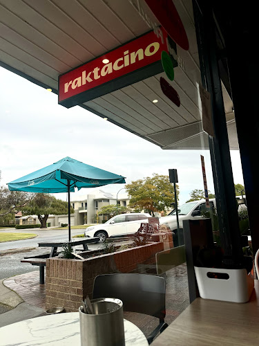 Comentarii opinii despre Raktacino