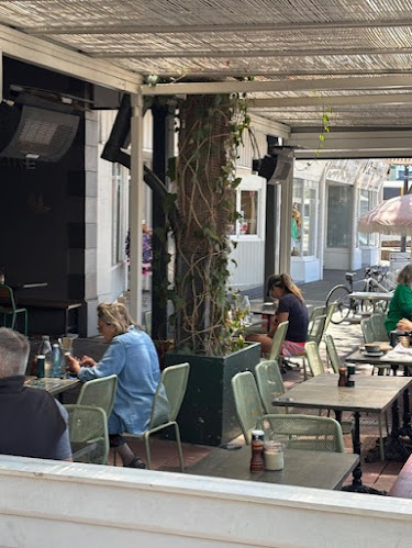 Shop 4/83 Victoria St, Bunbury WA 6230