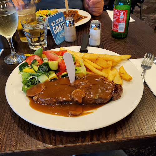 Opinii despre Waurn Ponds Hotel în Waurn Ponds - Hospitality and gastronomy