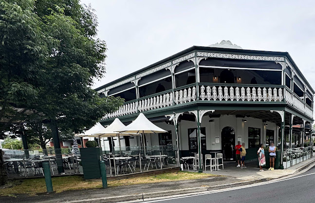 22 Wendouree Parade, Lake Wendouree VIC 3350