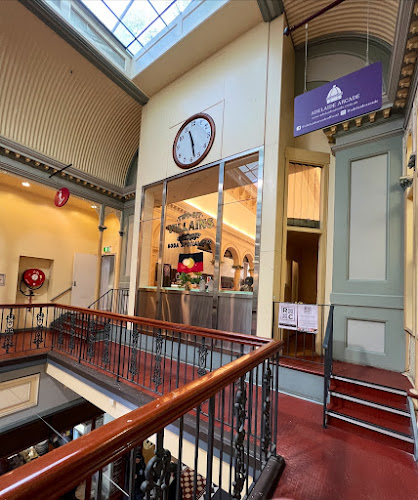 Comentarii opinii despre Two-Bit Villains