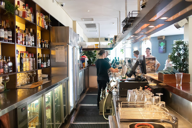 Comentarii opinii despre Clock Hotel