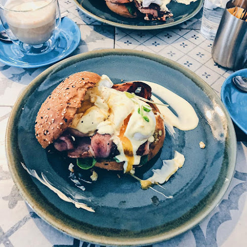 Le Jardin Cafe Restaurant - Hospitality and gastronomy