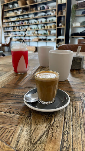 Earth Walker & Co General Store & Cafe - Wollongong