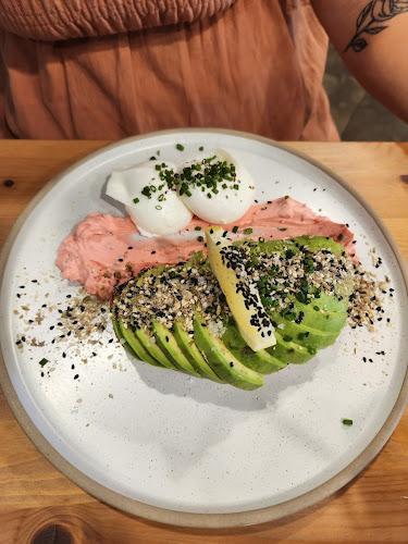 Comentarii opinii despre Ed on Edward Cafe