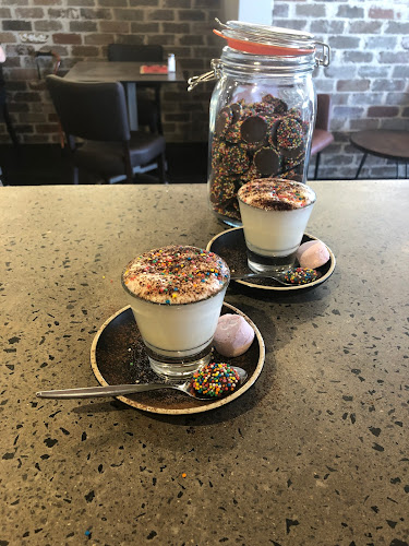 Comentarii opinii despre Rest Cafe