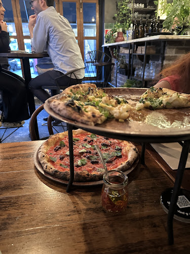 Comentarii opinii despre Gigi Pizzeria