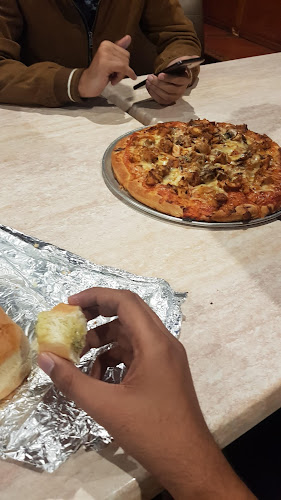 Comentarii opinii despre All Night Pizza Café