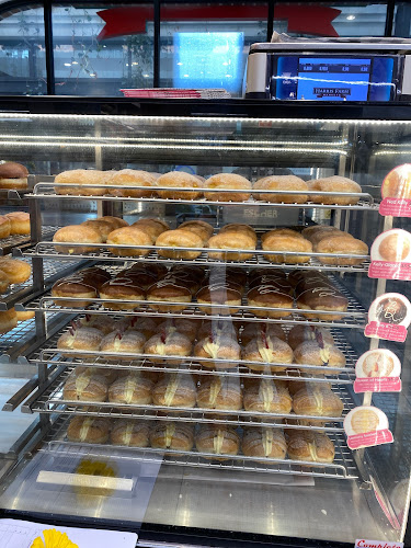 Rebel Donuts West End - Hospitality and gastronomy