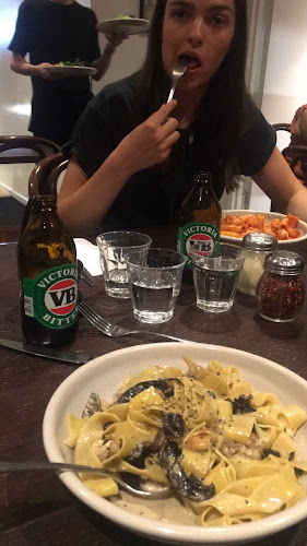 Comentarii opinii despre The Waiters Restaurant