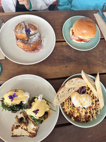 Opinii despre The Knox Made in Watson în Watson - Hospitality and gastronomy