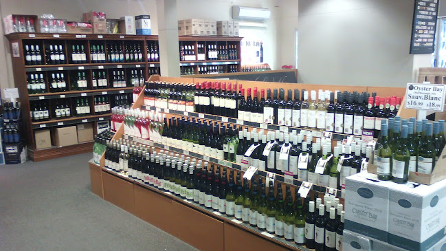 Rose Bay Drive-In Liquor Store - Hospitality and gastronomy