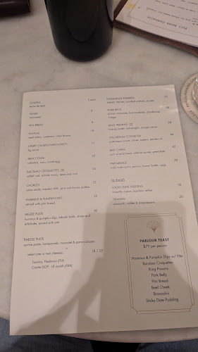 Comentarii opinii despre Parlour Wine Room