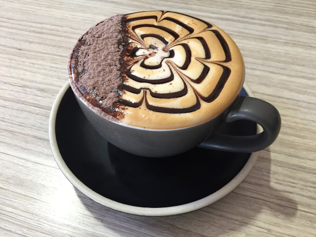 1/111 Beaumont St, Hamilton NSW 2303