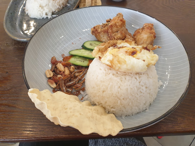 Comentarii opinii despre Hawker Walker