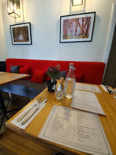 Batesford Hotel - Melbourne