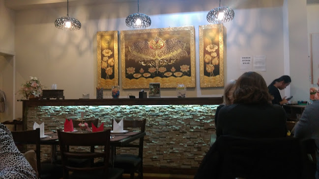 Muang Thong - Golden City Thai Restaurant